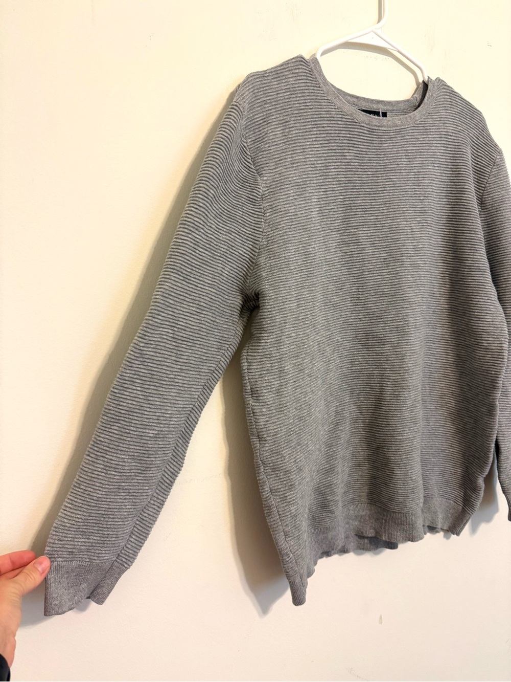 2/$30 Zara Gray Textured Rib Knit Crewneck Sweater Large Minimalist Casual - Picture 3 of 6
